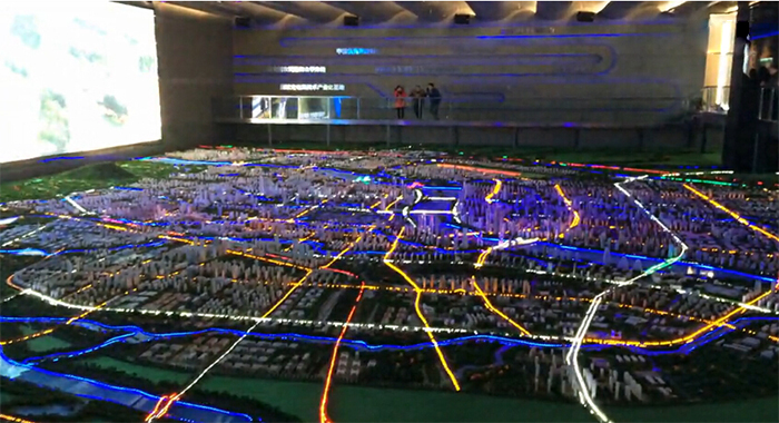 圖4:南陽規(guī)劃展示館多媒體電子沙盤