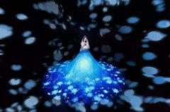 全息投影和裸眼3D兩者之間有哪些區別？